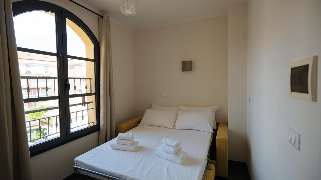 Dei Mille 31 B Apartment Albenga Exterior photo