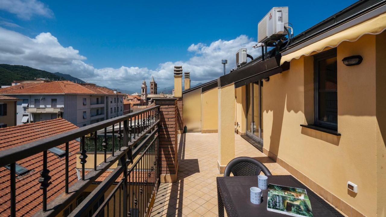 Dei Mille 31 B Apartment Albenga Exterior photo