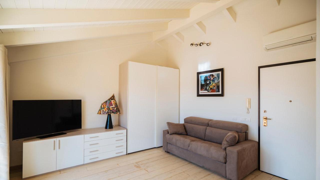 Dei Mille 31 B Apartment Albenga Exterior photo