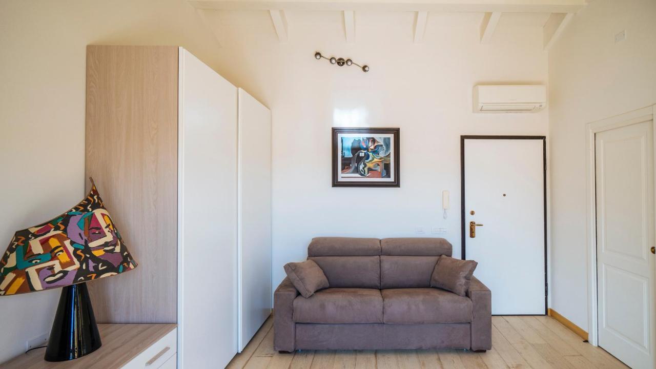 Dei Mille 31 B Apartment Albenga Exterior photo